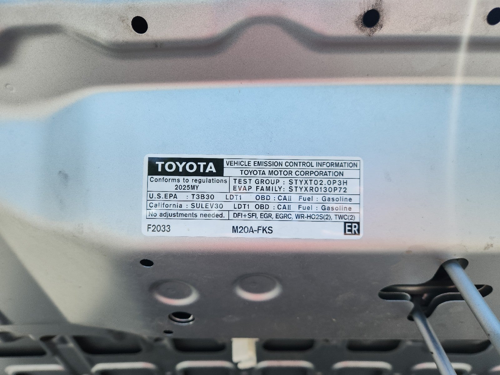2025 Toyota Corolla Cross LE