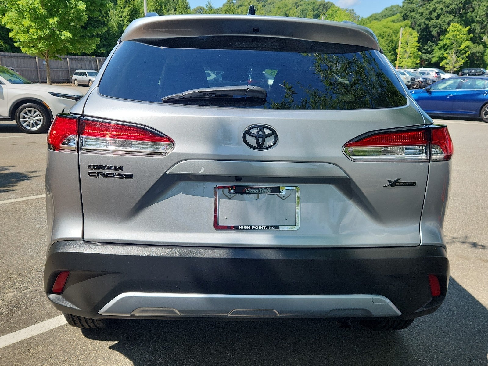 2025 Toyota Corolla Cross LE