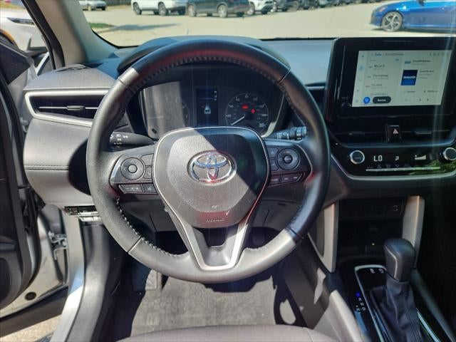 2025 Toyota Corolla Cross LE