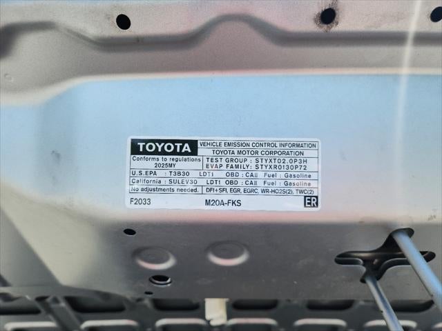 2025 Toyota Corolla Cross LE
