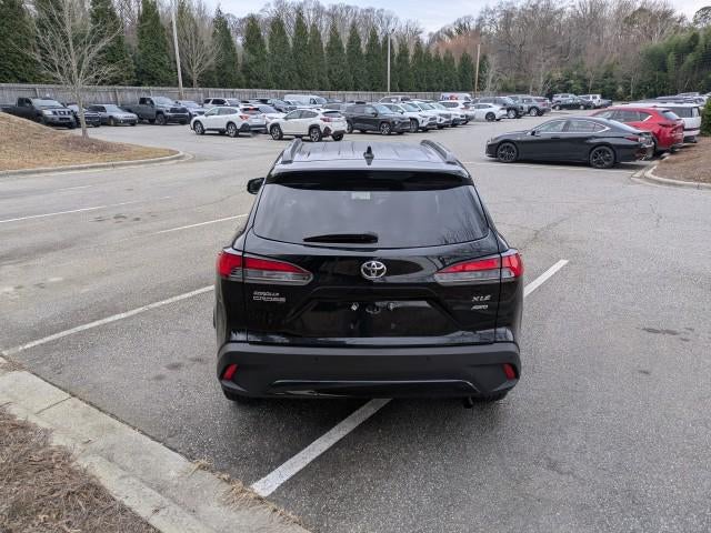 2024 Toyota Corolla Cross XLE