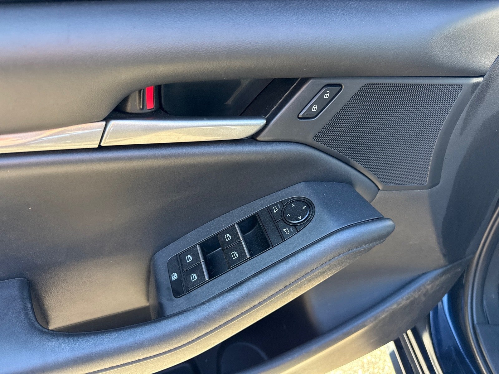 2023 Mazda Mazda3 Hatchback 2.5 S Select