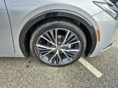 2025 Toyota Prius XLE