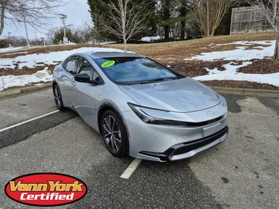 2025 Toyota Prius XLE