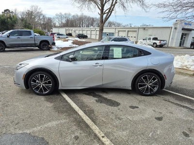 2025 Toyota Prius XLE