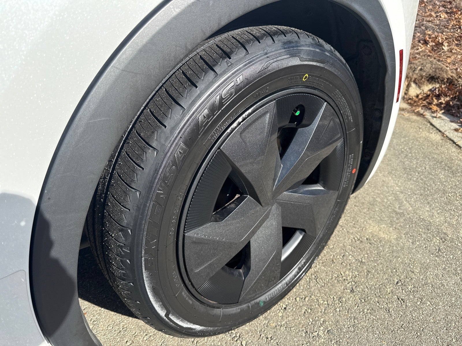 2023 Toyota Prius LE