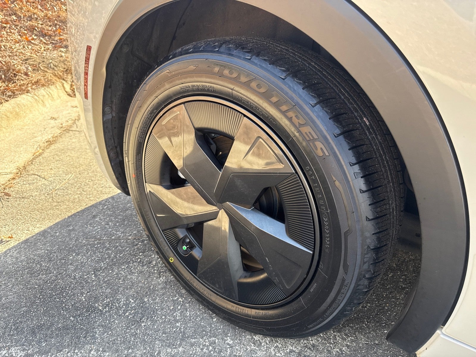 2023 Toyota Prius LE