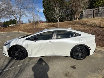 2023 Toyota Prius LE