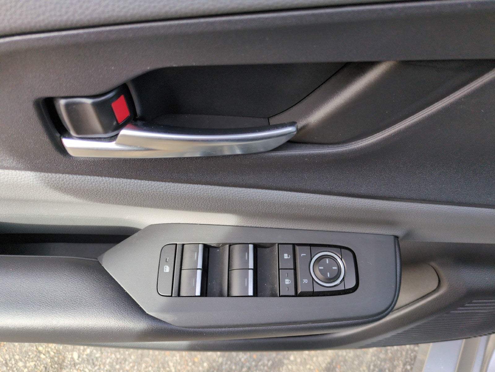 2023 Toyota Prius XLE