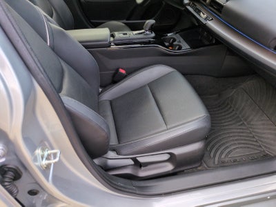 2023 Toyota Prius XLE