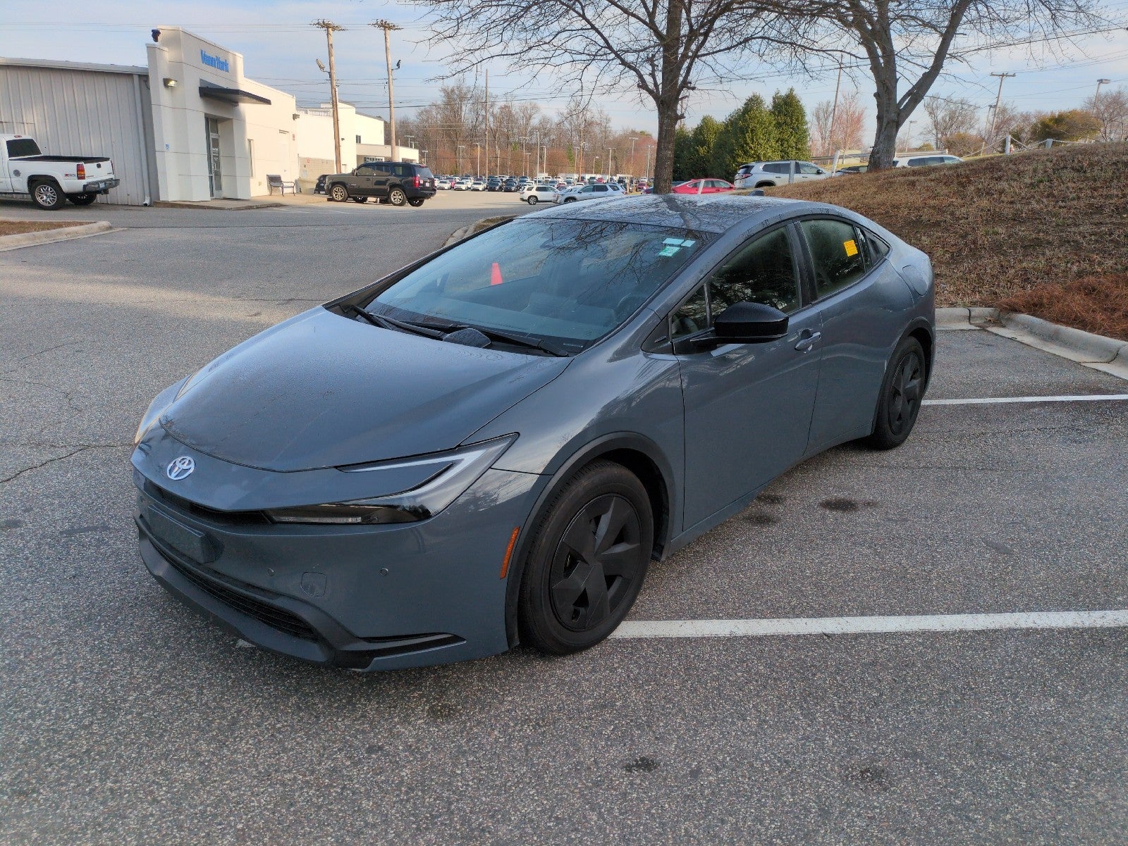 2024 Toyota Prius LE