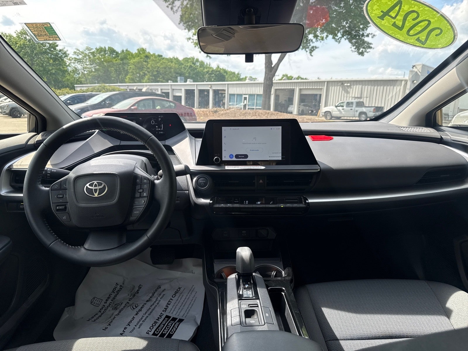 2024 Toyota Prius LE