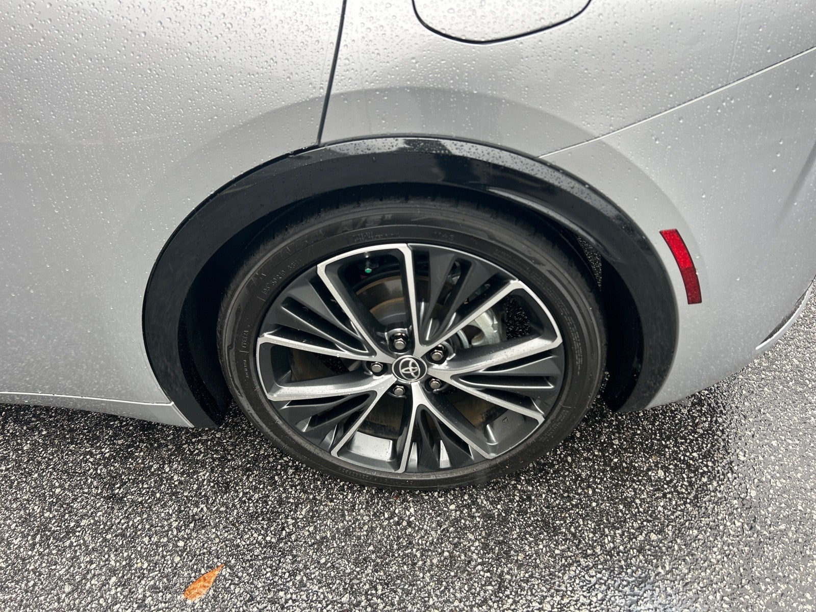 2023 Toyota Prius XLE