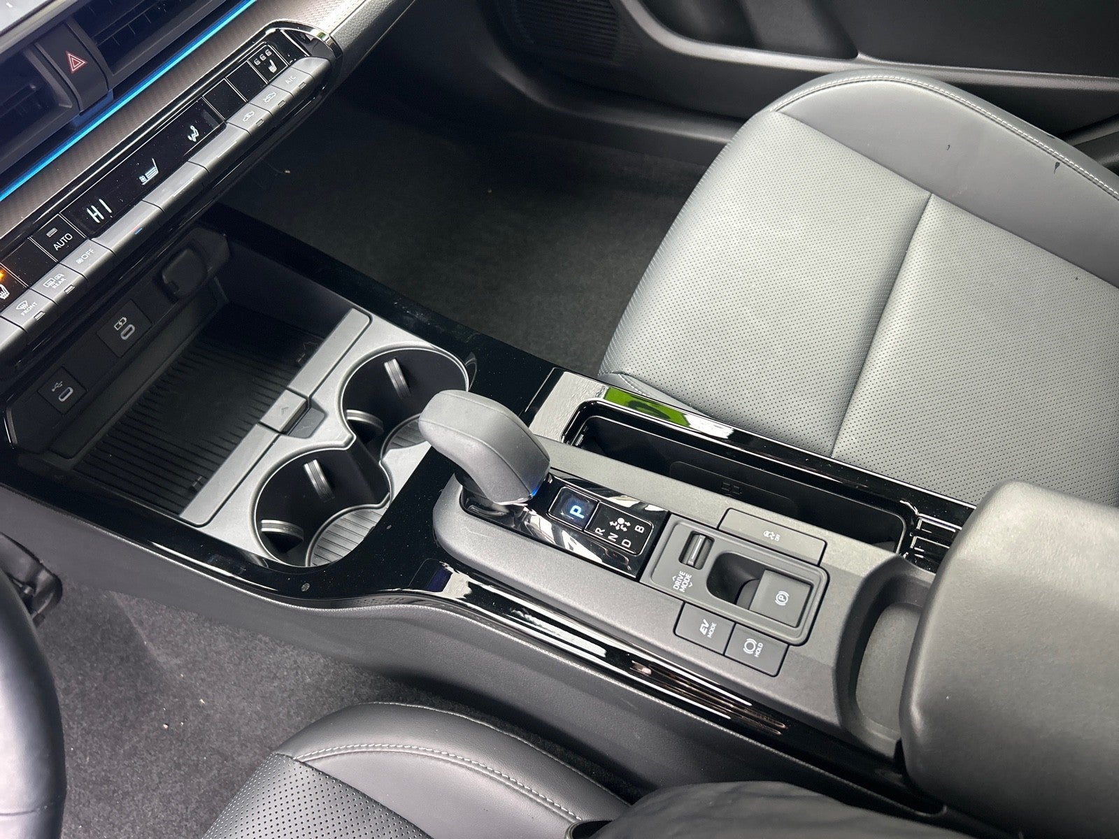 2023 Toyota Prius XLE