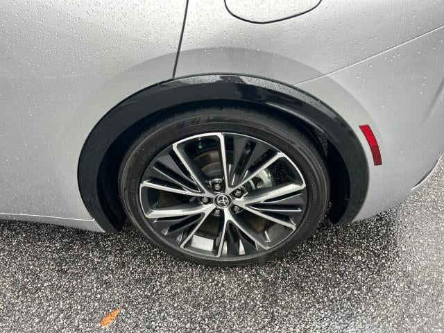 2023 Toyota Prius XLE