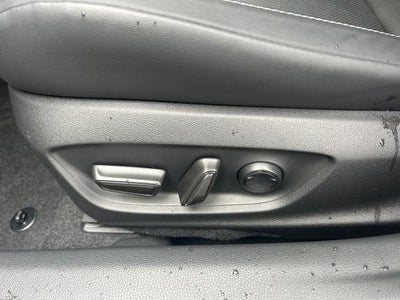 2023 Toyota Prius XLE