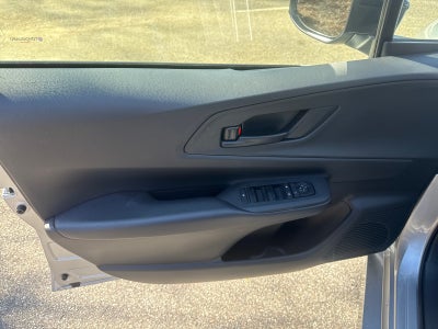 2025 Toyota Prius Plug-In Hybrid SE