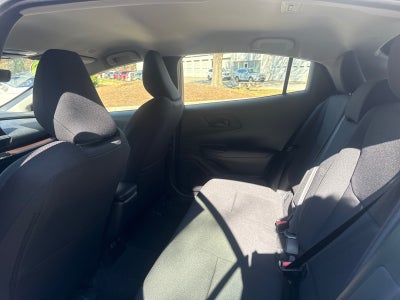 2025 Toyota Prius Plug-In Hybrid SE