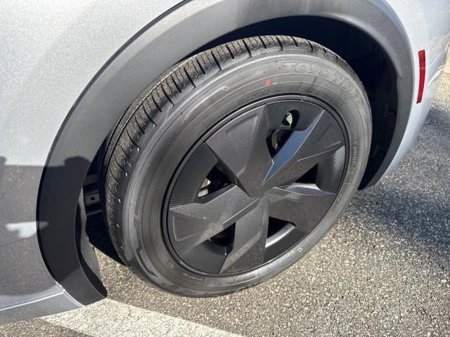 2025 Toyota Prius Plug-In Hybrid SE