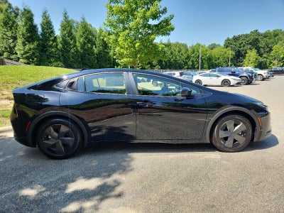 2026 Toyota Prius Plug-In Hybrid SE