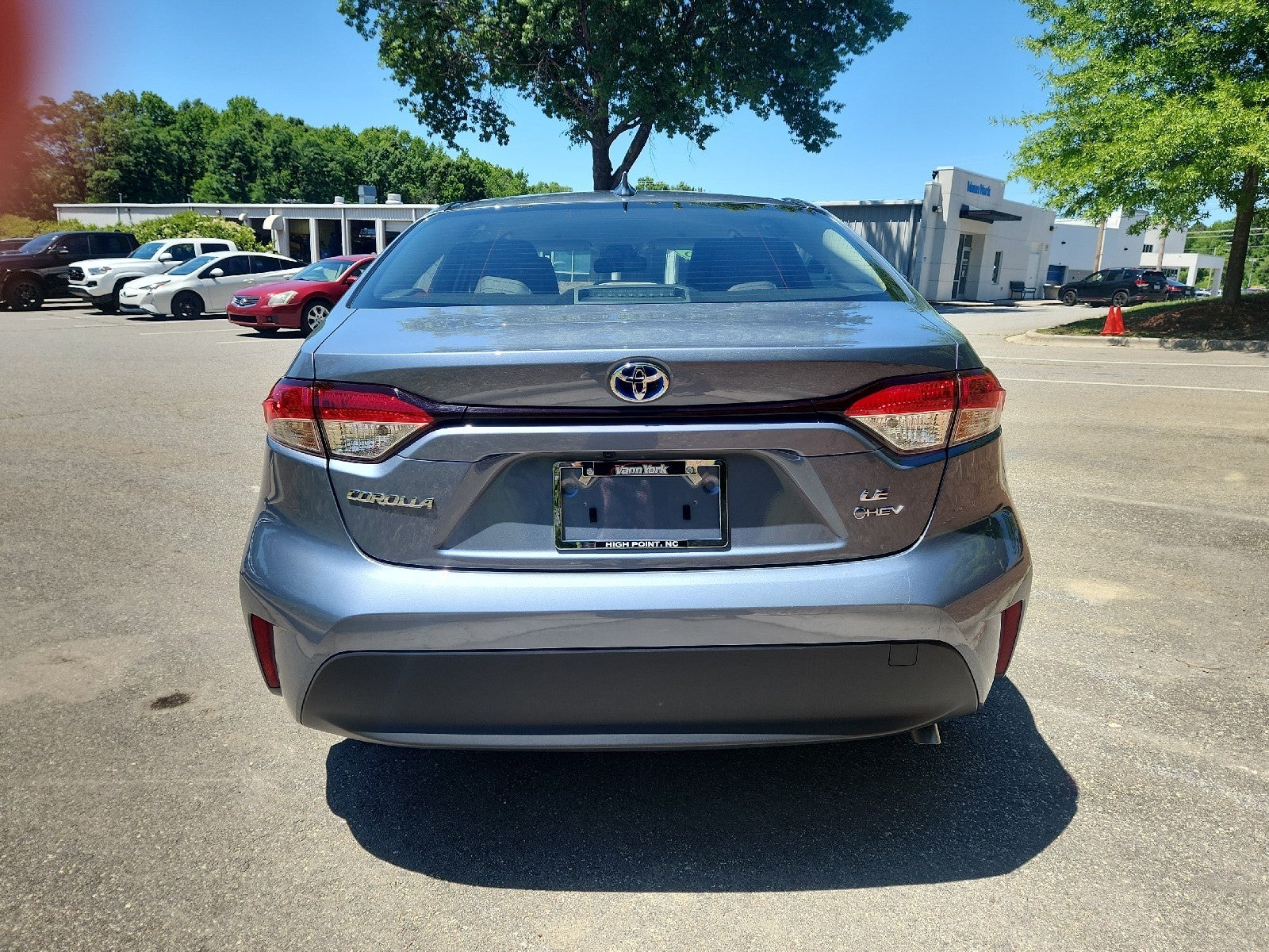 2025 Toyota Corolla Hybrid LE