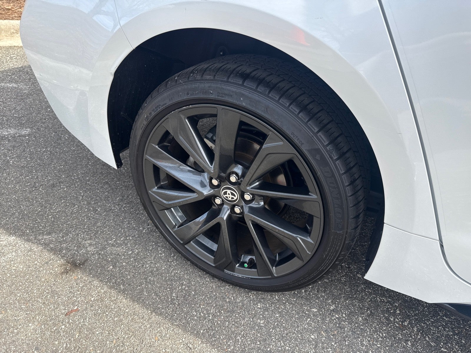 2024 Toyota Corolla Hybrid SE