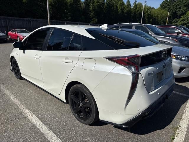 2017 Toyota Prius Three Touring
