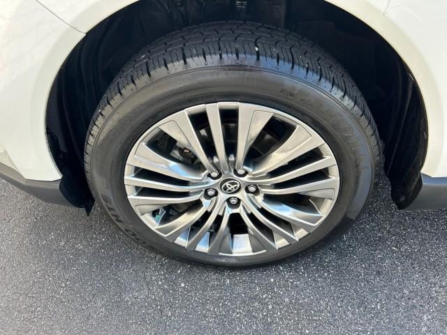 2021 Toyota Venza XLE