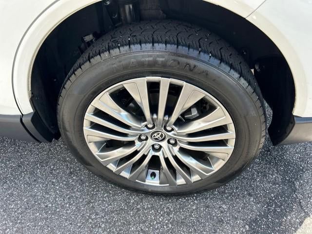 2021 Toyota Venza XLE