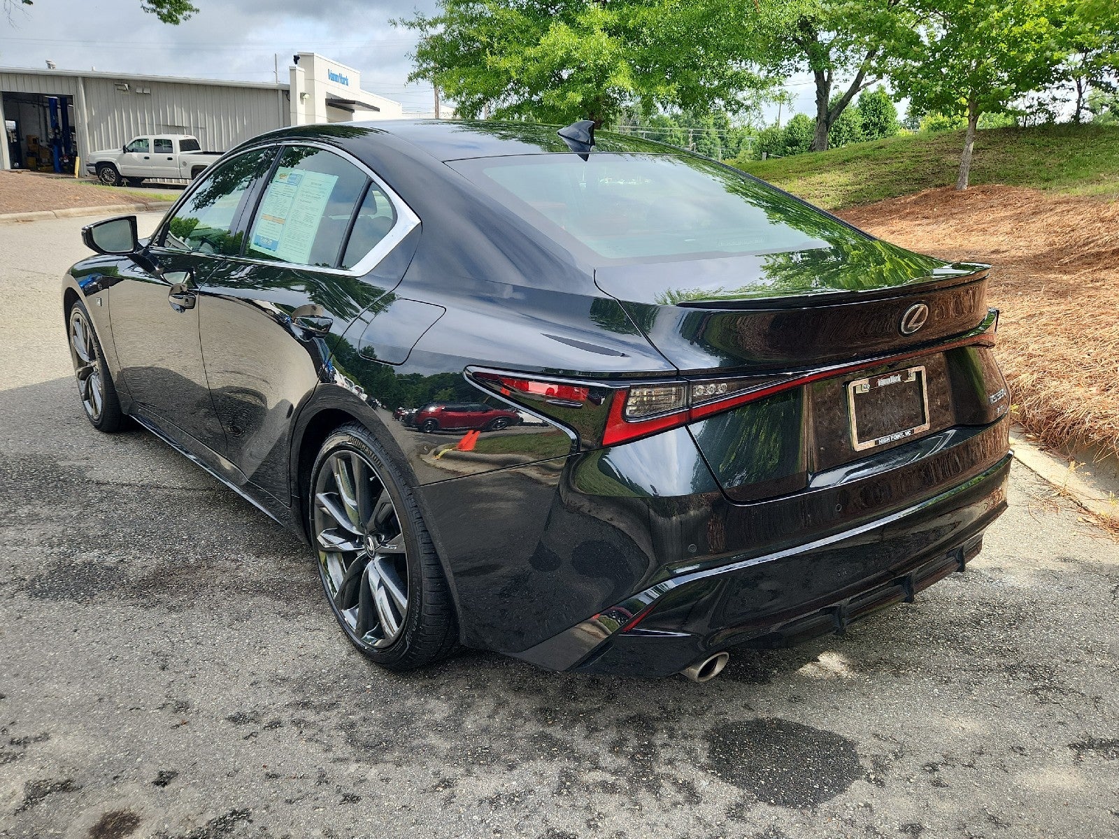 2024 Lexus IS IS 350 F SPORT Design