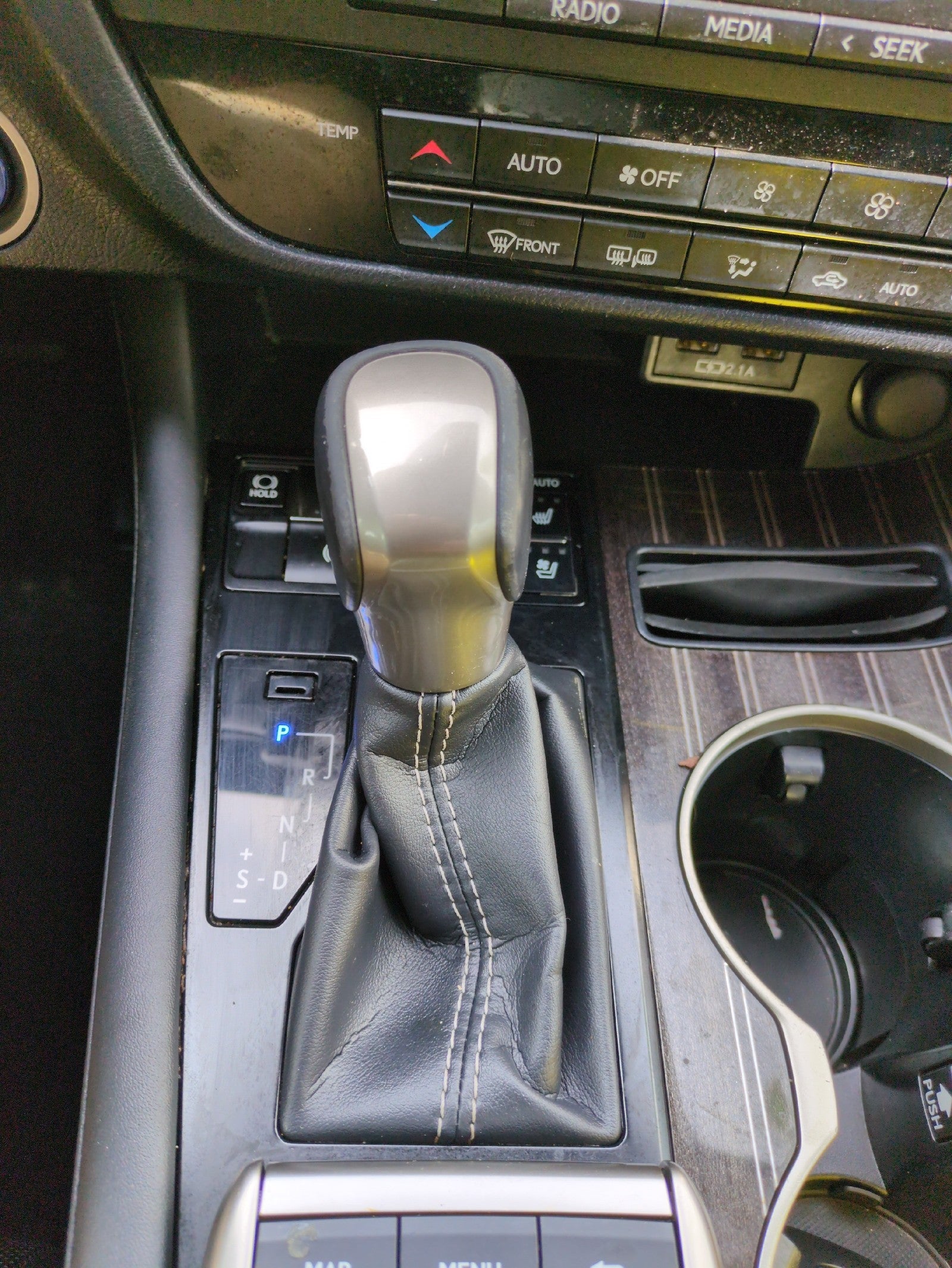 2020 Lexus RX RX 450hL Luxury