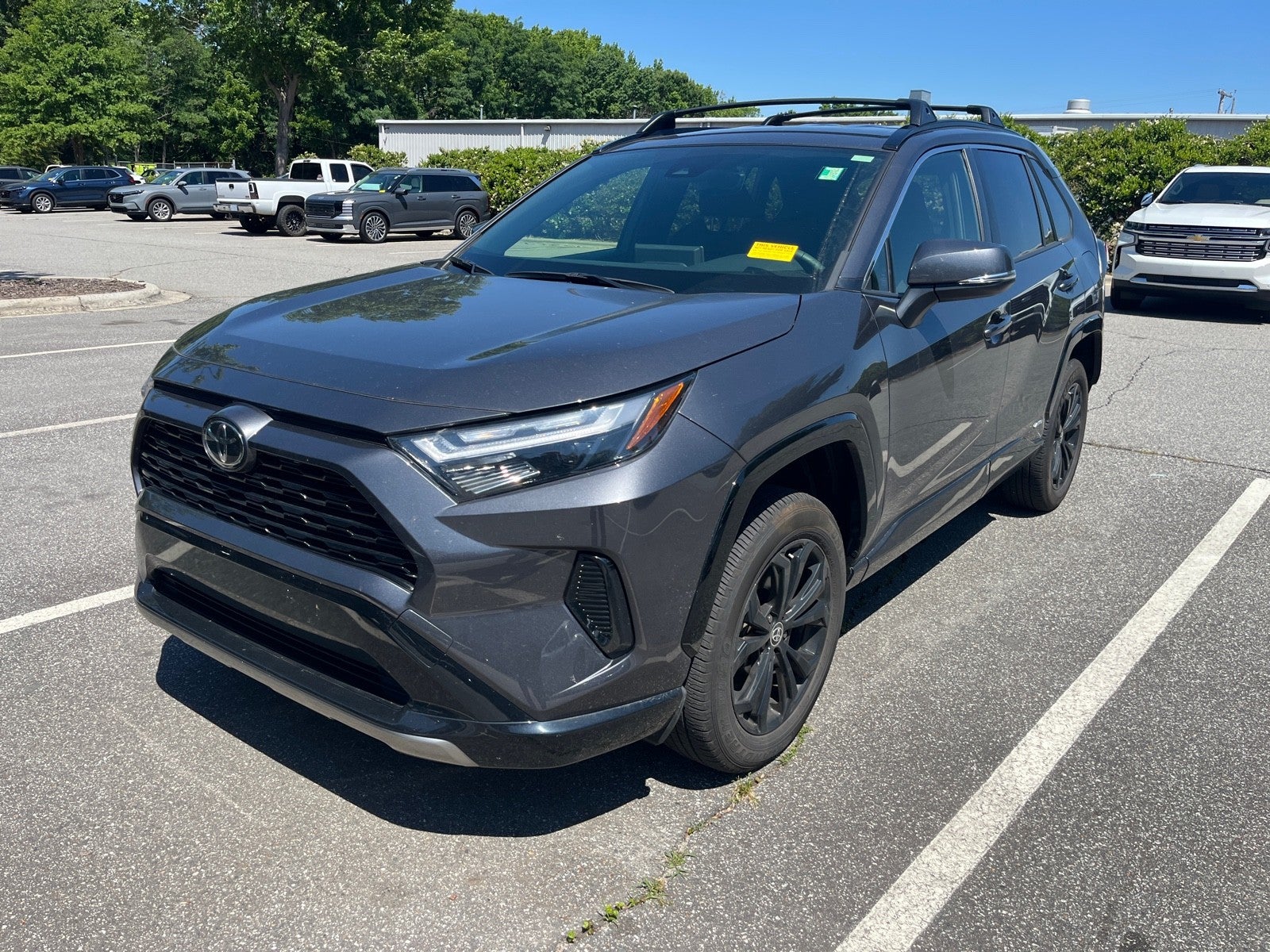 2025 Toyota RAV4 Hybrid SE