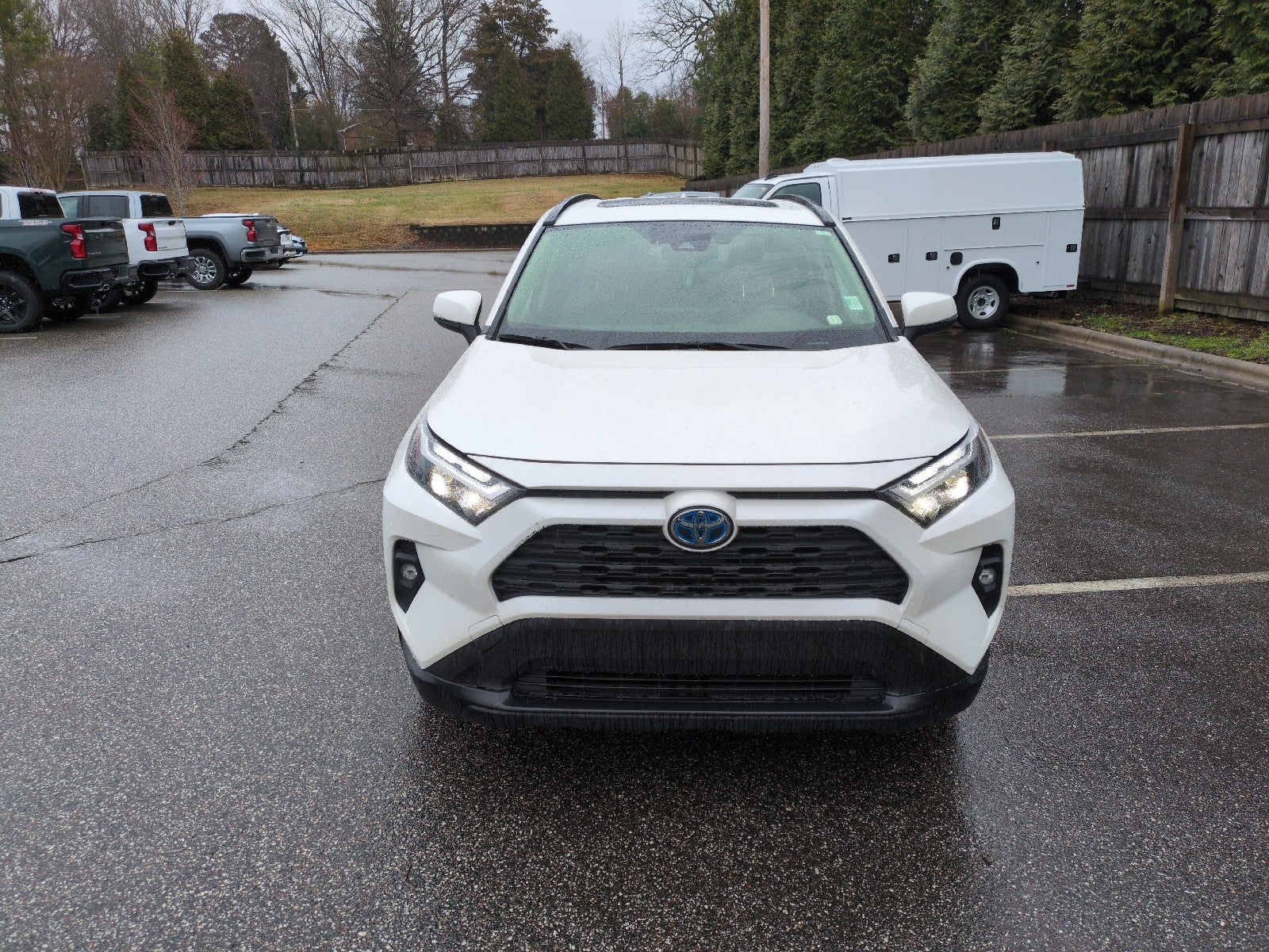 2022 Toyota RAV4 Hybrid XLE Premium
