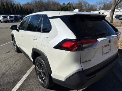 2022 Toyota RAV4 Hybrid XLE Premium