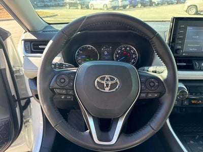 2022 Toyota RAV4 Hybrid XLE Premium