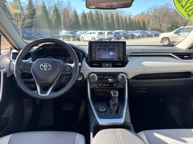 2022 Toyota RAV4 Hybrid XLE Premium