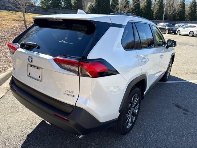 2022 Toyota RAV4 Hybrid XLE Premium