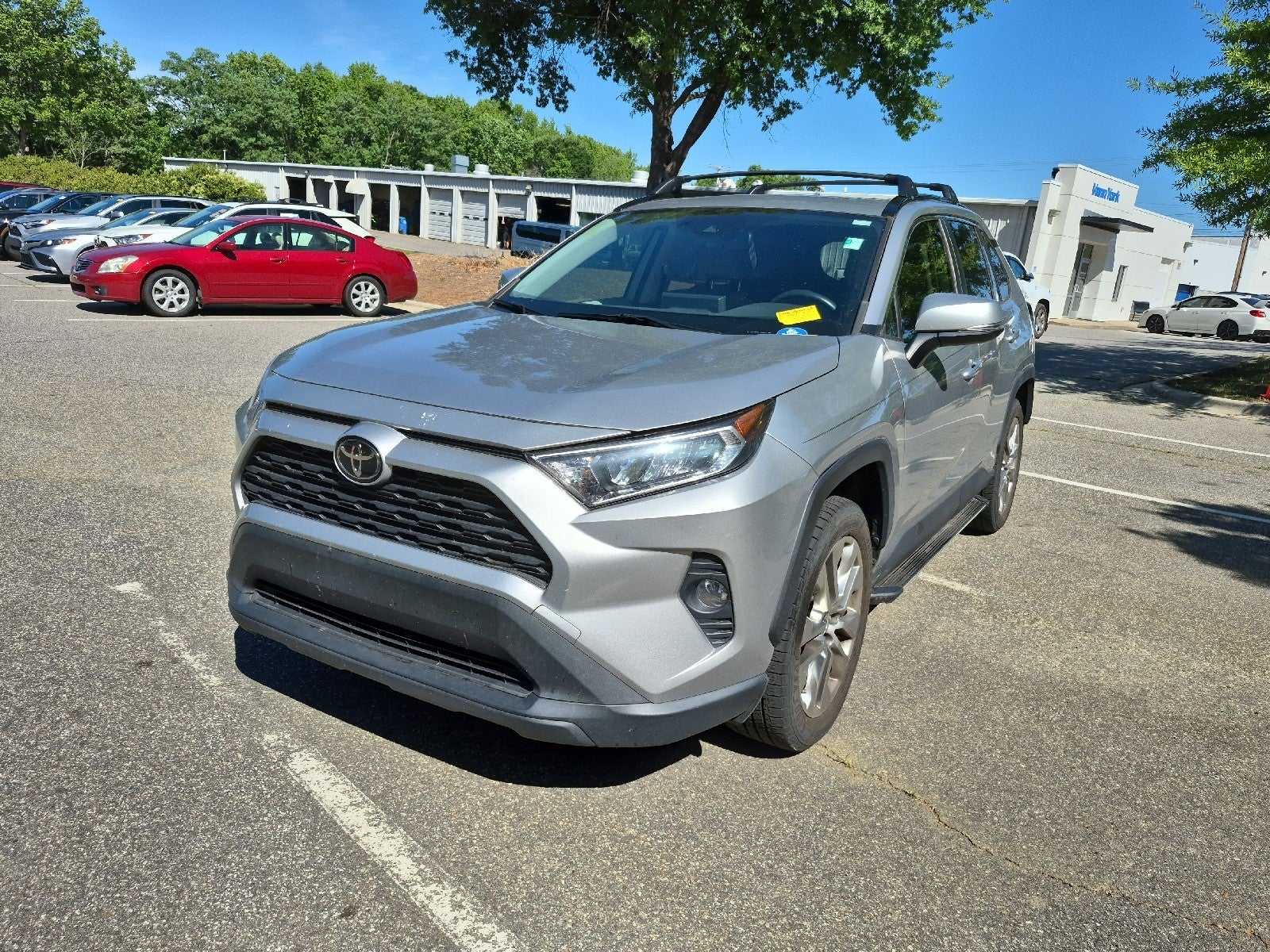 2020 Toyota RAV4 XLE Premium