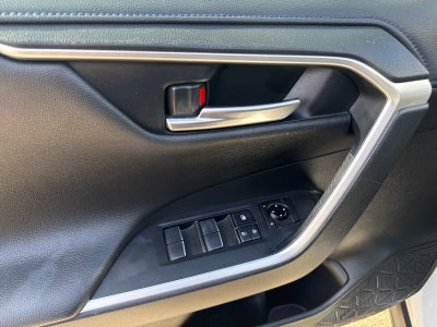 2019 Toyota RAV4 Hybrid XSE