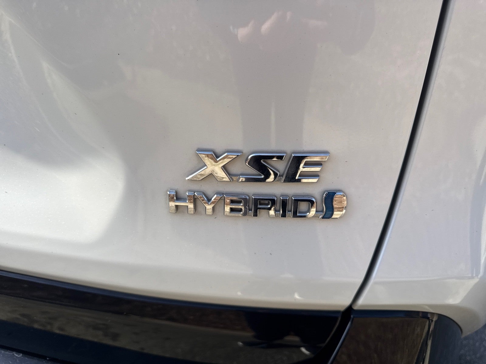 2019 Toyota RAV4 Hybrid XSE