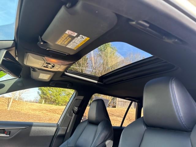 2019 Toyota RAV4 Hybrid XSE