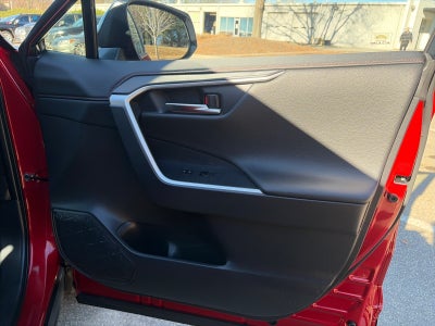 2025 Toyota RAV4 Plug-In Hybrid XSE