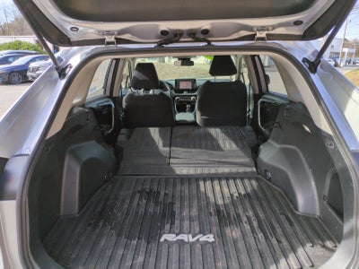 2022 Toyota RAV4 Hybrid LE