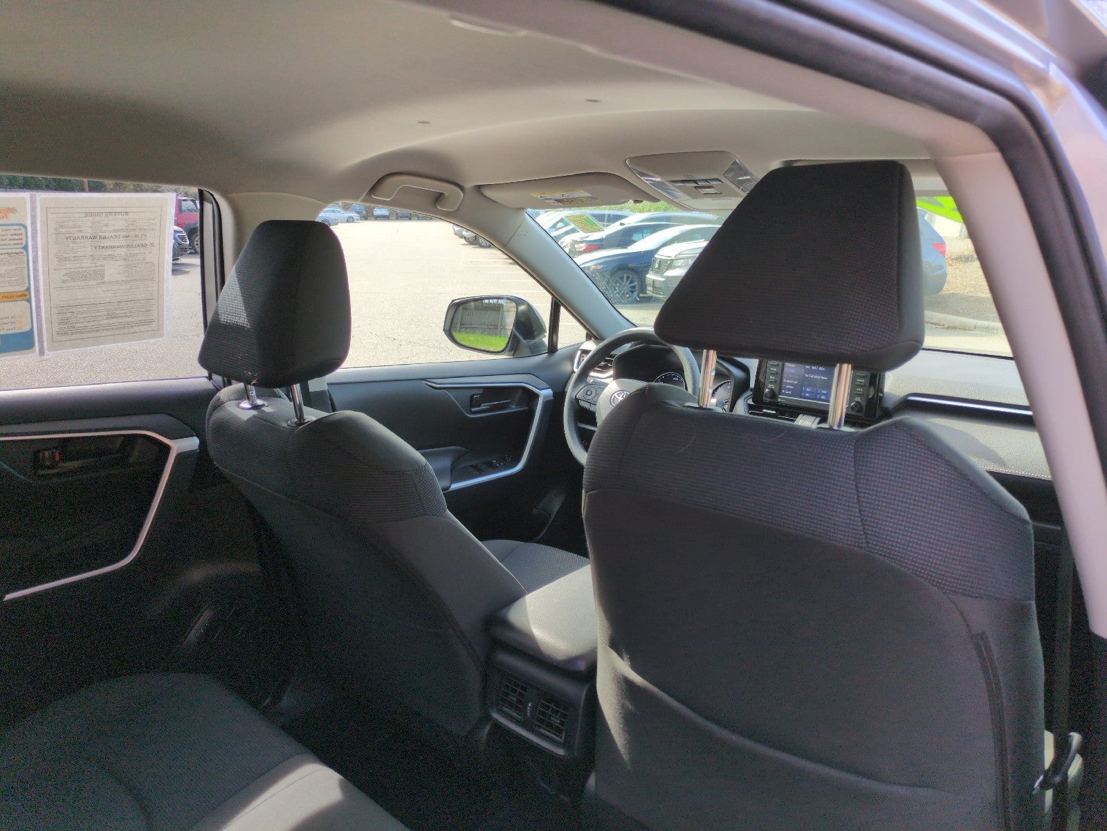2022 Toyota RAV4 Hybrid LE