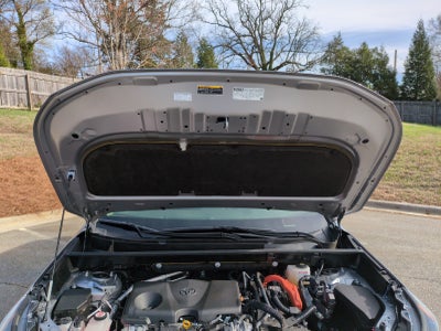 2022 Toyota RAV4 Hybrid LE
