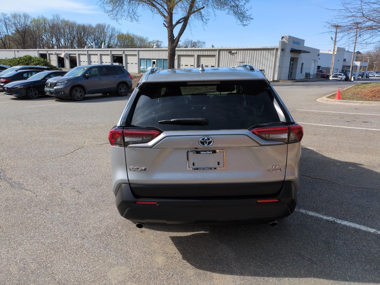 2022 Toyota RAV4 Hybrid LE