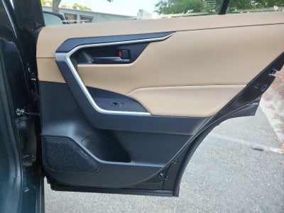 2023 Toyota RAV4 Hybrid LE