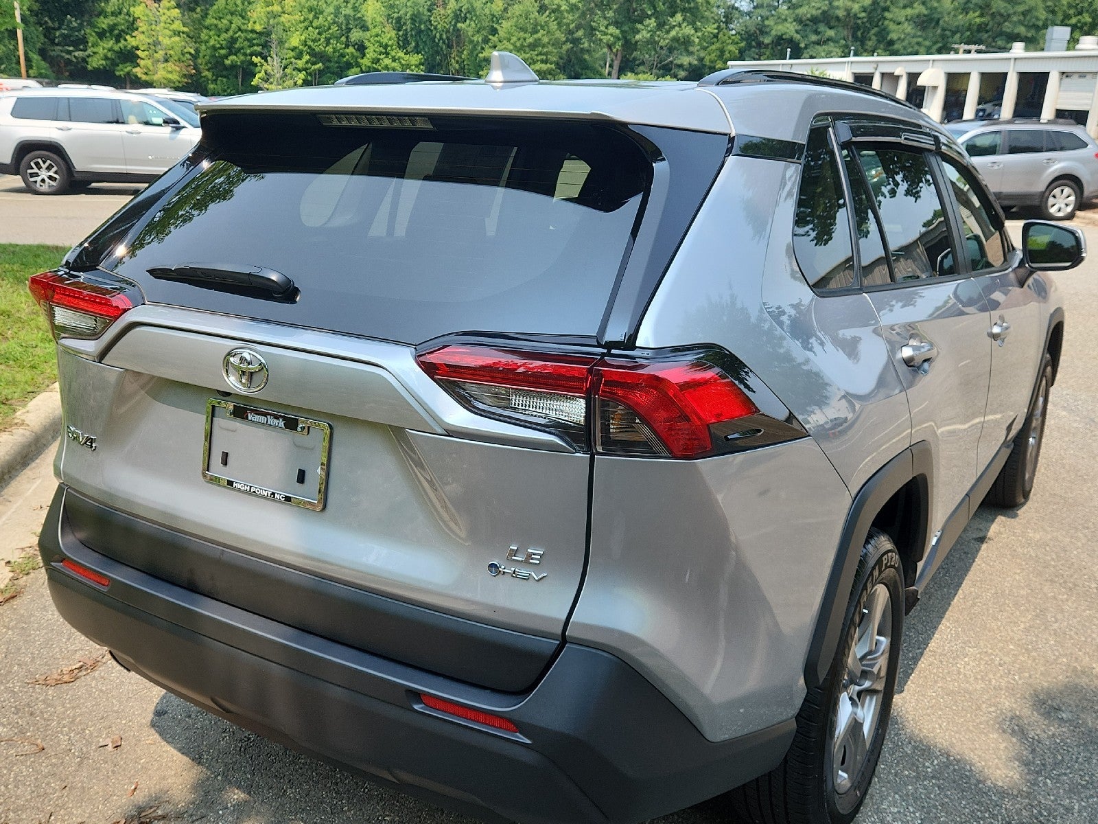 2025 Toyota RAV4 Hybrid LE