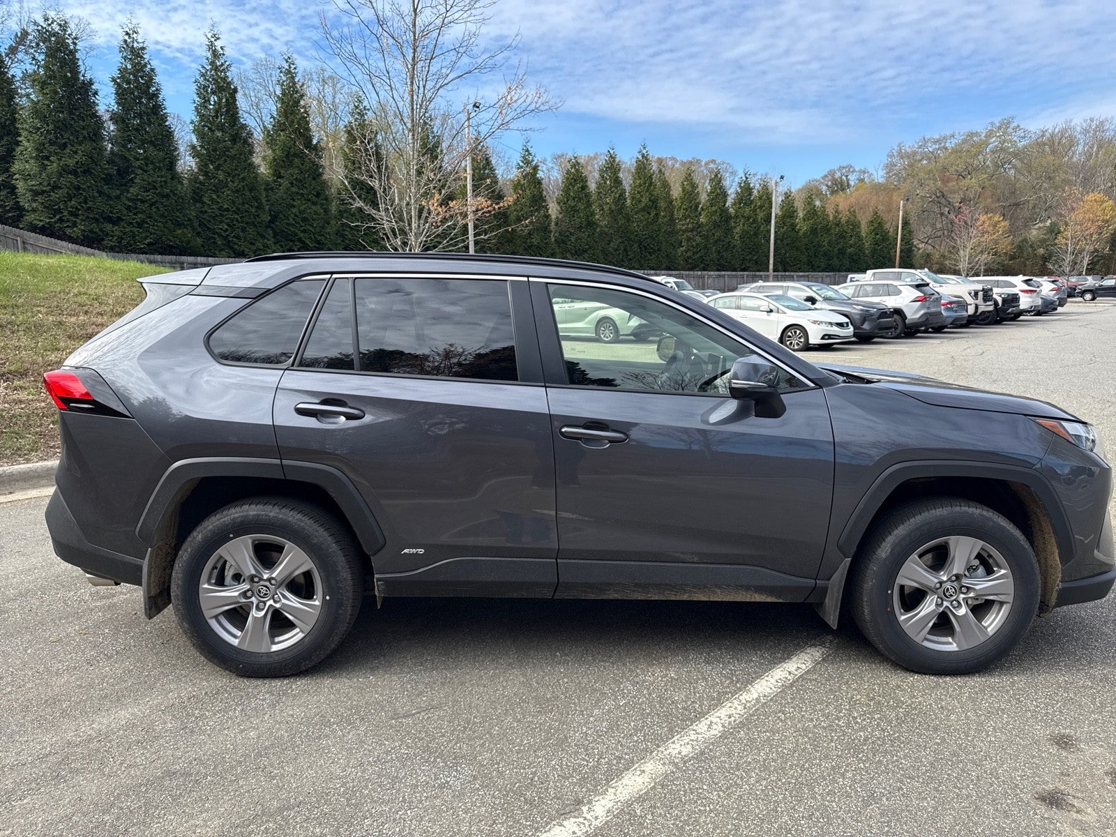 2025 Toyota RAV4 Hybrid LE