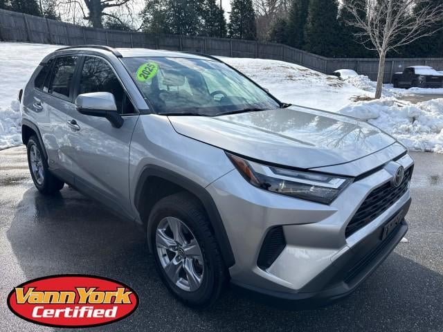 2025 Toyota RAV4 Hybrid XLE